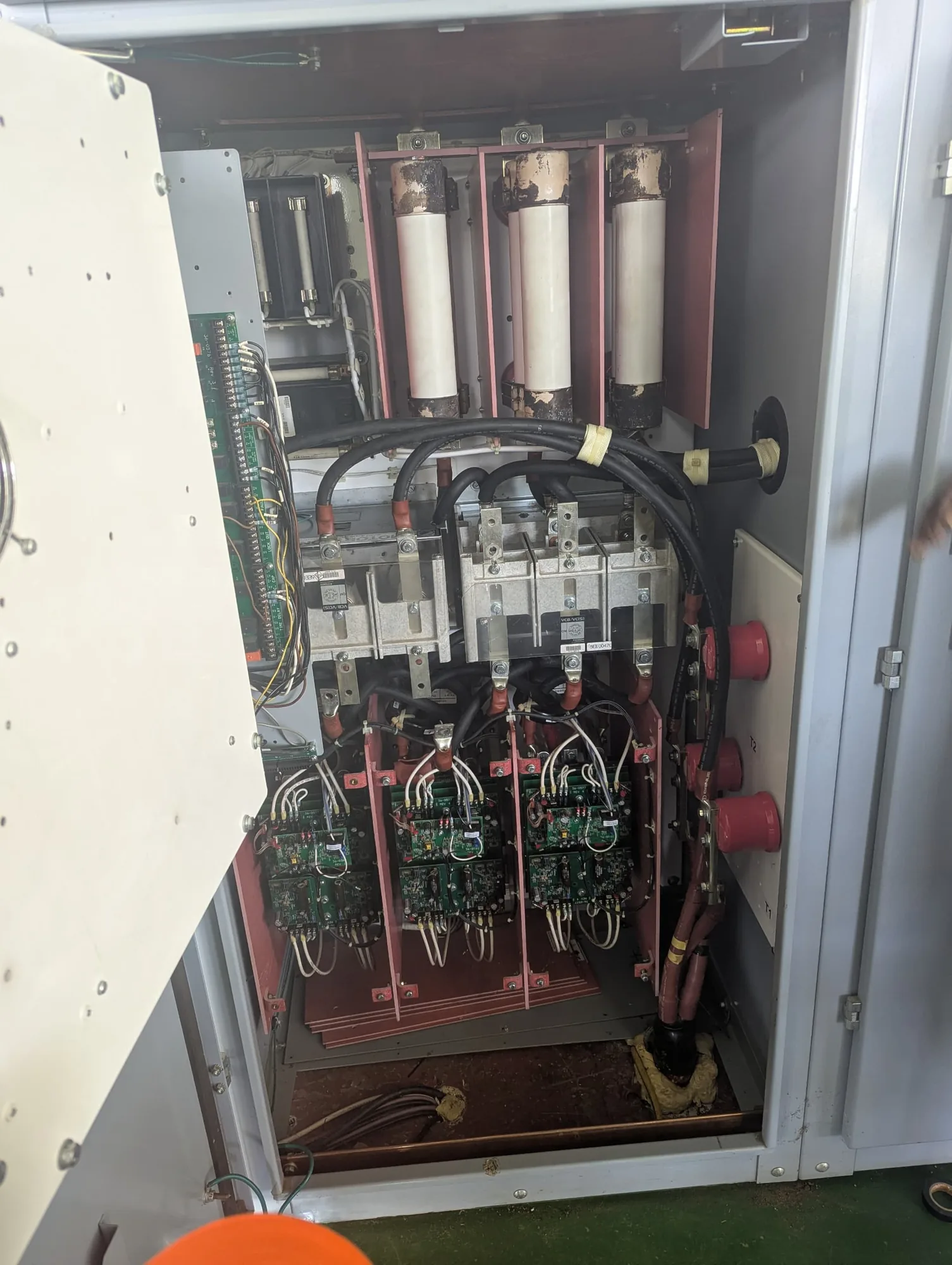 Voltage stabiliser repair Voltage stabiliser repair